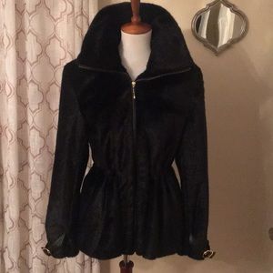 Beautiful, super soft faux fur coat! Super classic